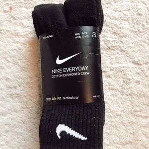 Cotton Cushioned Crew Nike Socks